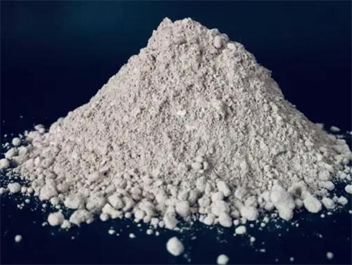 耐火澆注料在使用過(guò)程中會(huì)出現(xiàn)哪些常見(jiàn)的問(wèn)題？